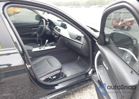 2018 BMW 320 Xi from USA, damaged, VIN WBA8A3C58JA505351